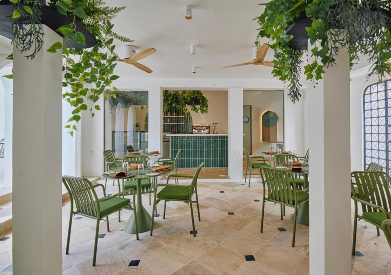 Stone Hotels Dhiffushi Luaran gambar