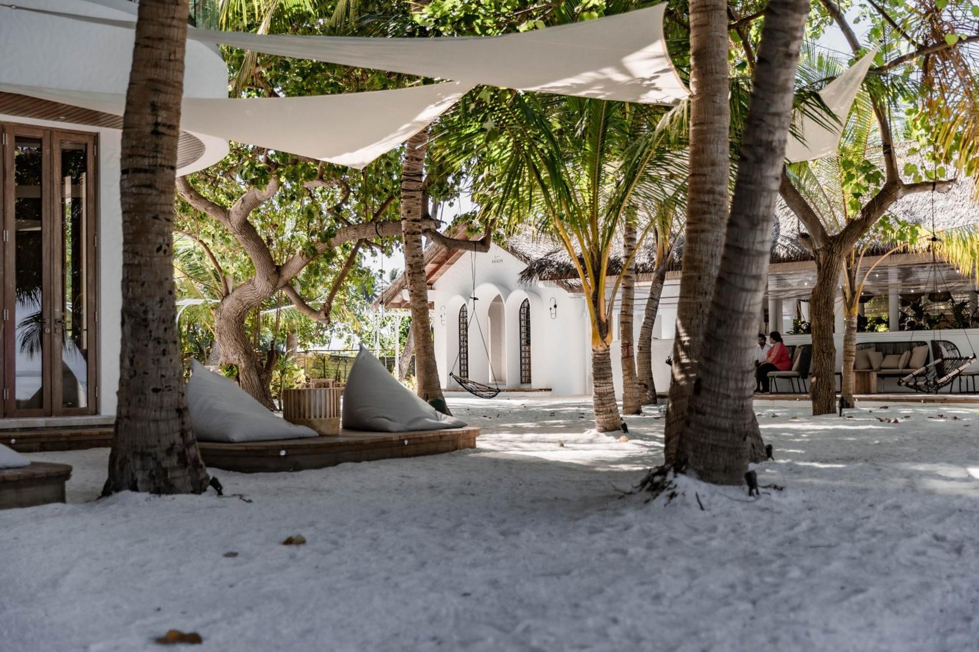 Stone Hotels Dhiffushi Luaran gambar